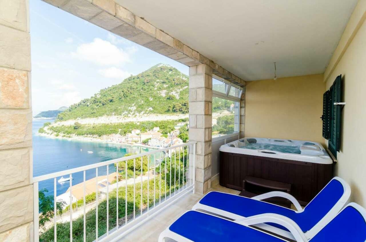 Adriatic - With Jacuzzi *