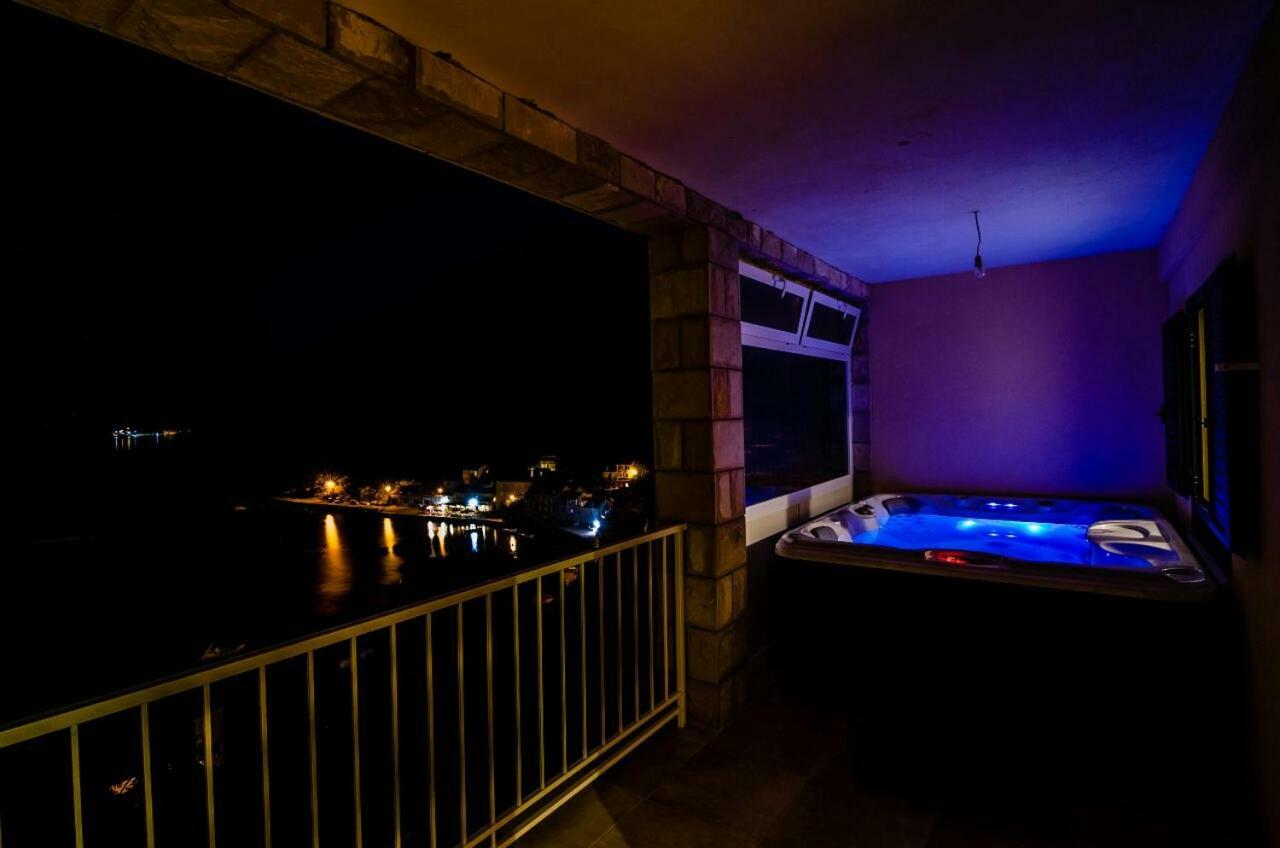 Adriatic - With Jacuzzi Lägenhet